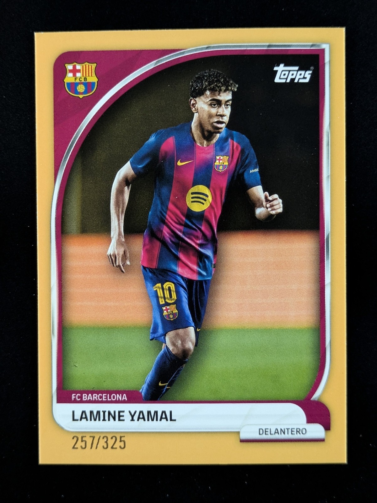 2025-26 Topps FC Barcelona Collector Tin Set Lamine Yamal 257/325
