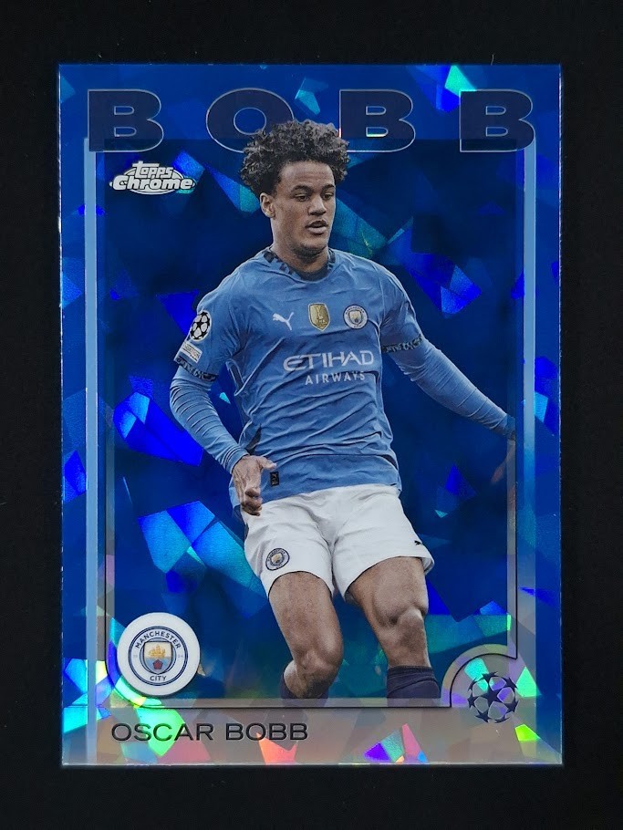 2024-25 Topps Chrome Sapphire UEFA Oscar Bobb Refractor Manchester City #91