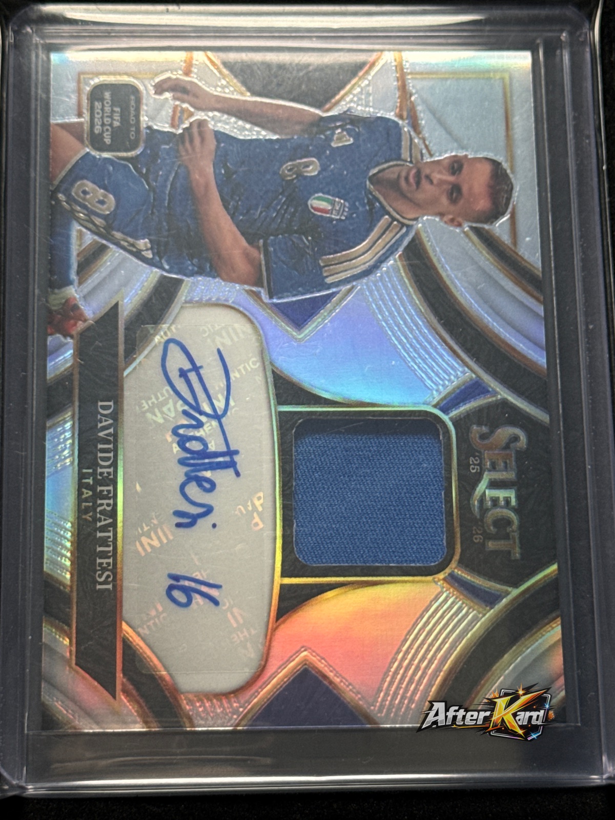 2025-26 Panini Select Road to FIFA World Cup 2026 — Davide Frattesi Patch Auto Prizm #AM-DF