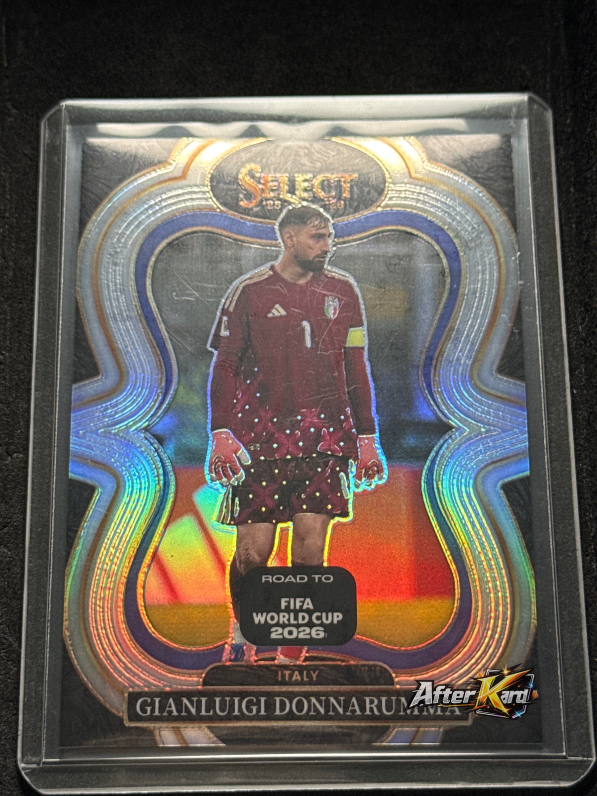 2025-26 Panini Select Road to FIFA World Cup 2026 — Gianluigi Donnarumma Mezzanine Prizm Parallel