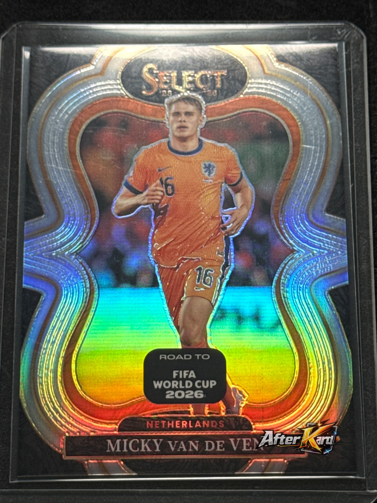 2025-26 Panini Select Road to FIFA World Cup 2026 — Micky Van De Ven Mezzanine Prizm Parallel