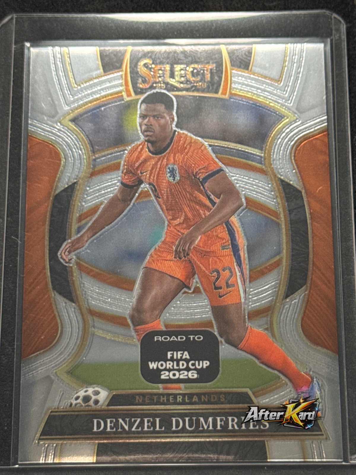 2025-26 Panini Select Road to FIFA World Cup 2026 — Denzel Dumfries Terrace Base