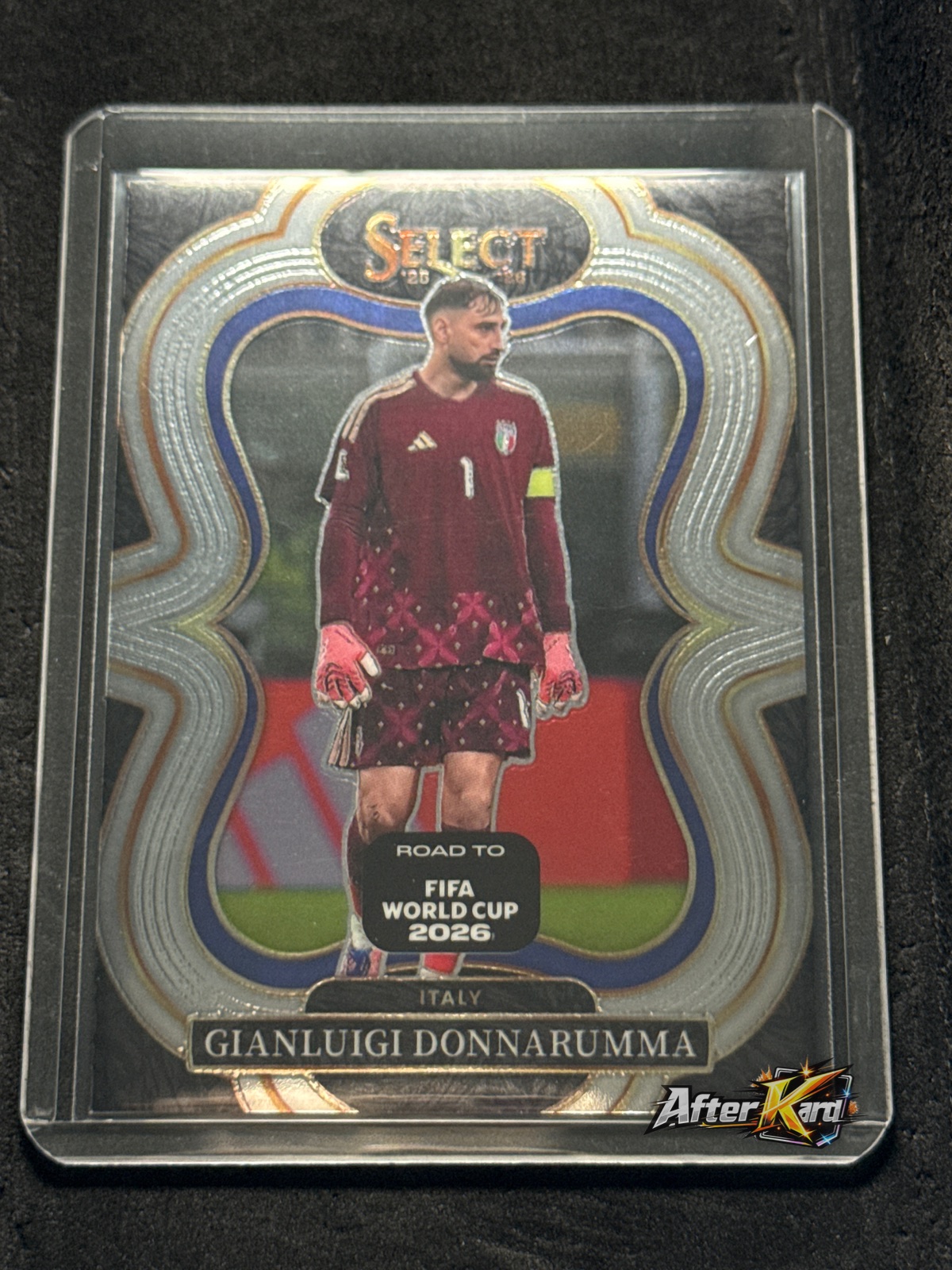 2025-26 Panini Select Road to FIFA World Cup 2026 — Gianluigi Donnarumma Mezzanine Base